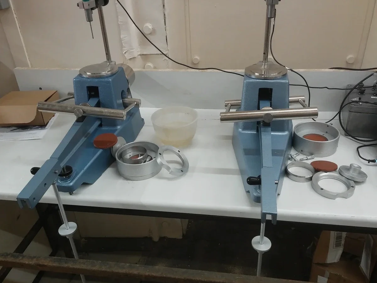 Límites de Atterberg en Chiguayante: Plasticidad y Clasificación de Suelos Finos